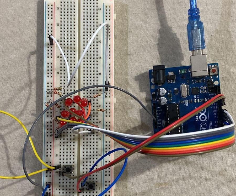 TicTacToe Using Arduino Uno and Some LEDs