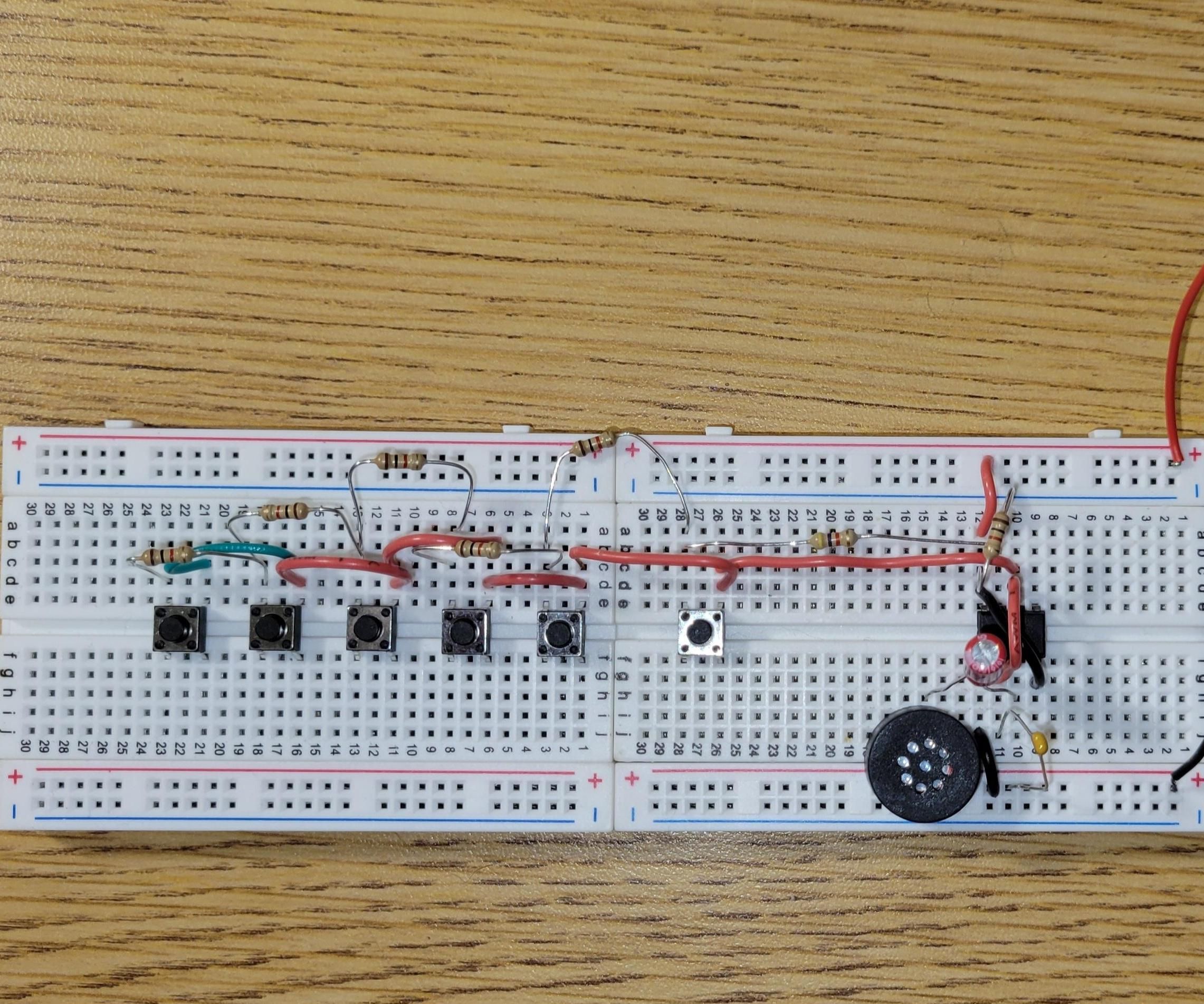 Toy Organ Using a 555 Timer