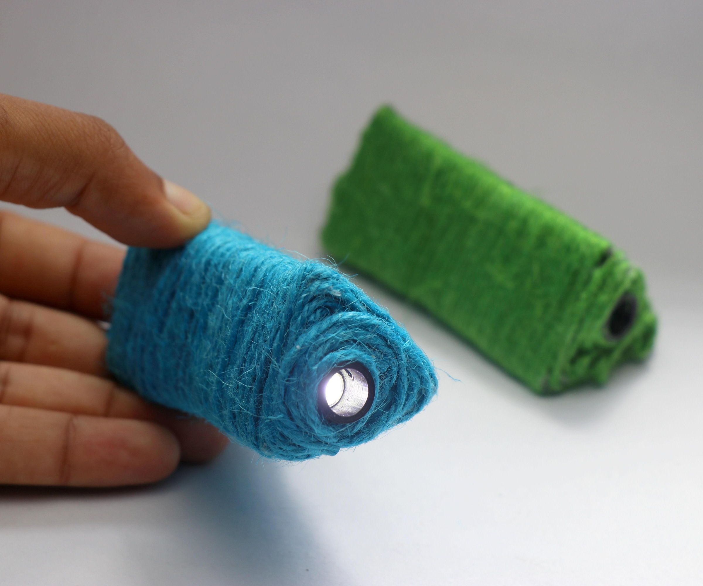 How to Make a Flashlight With String | Rechargeable Emergency Light