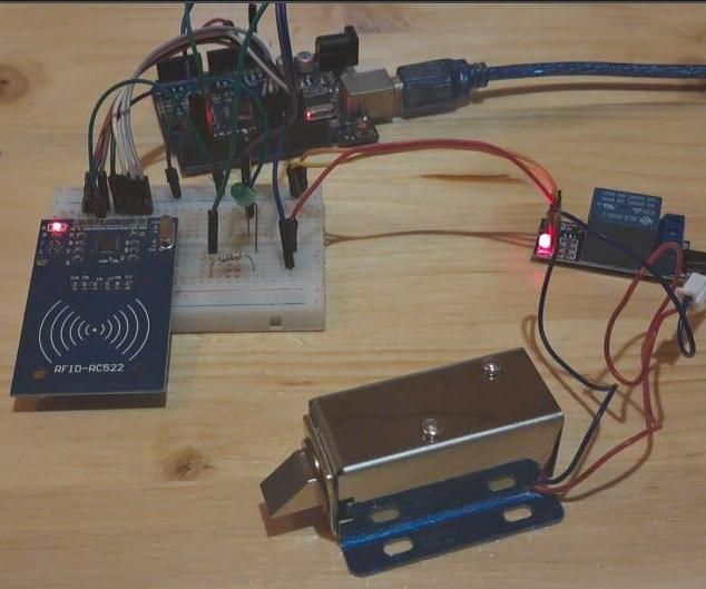 Build Arduino RFID Door Lock With Visual Programming (Visuino + MFRC522)