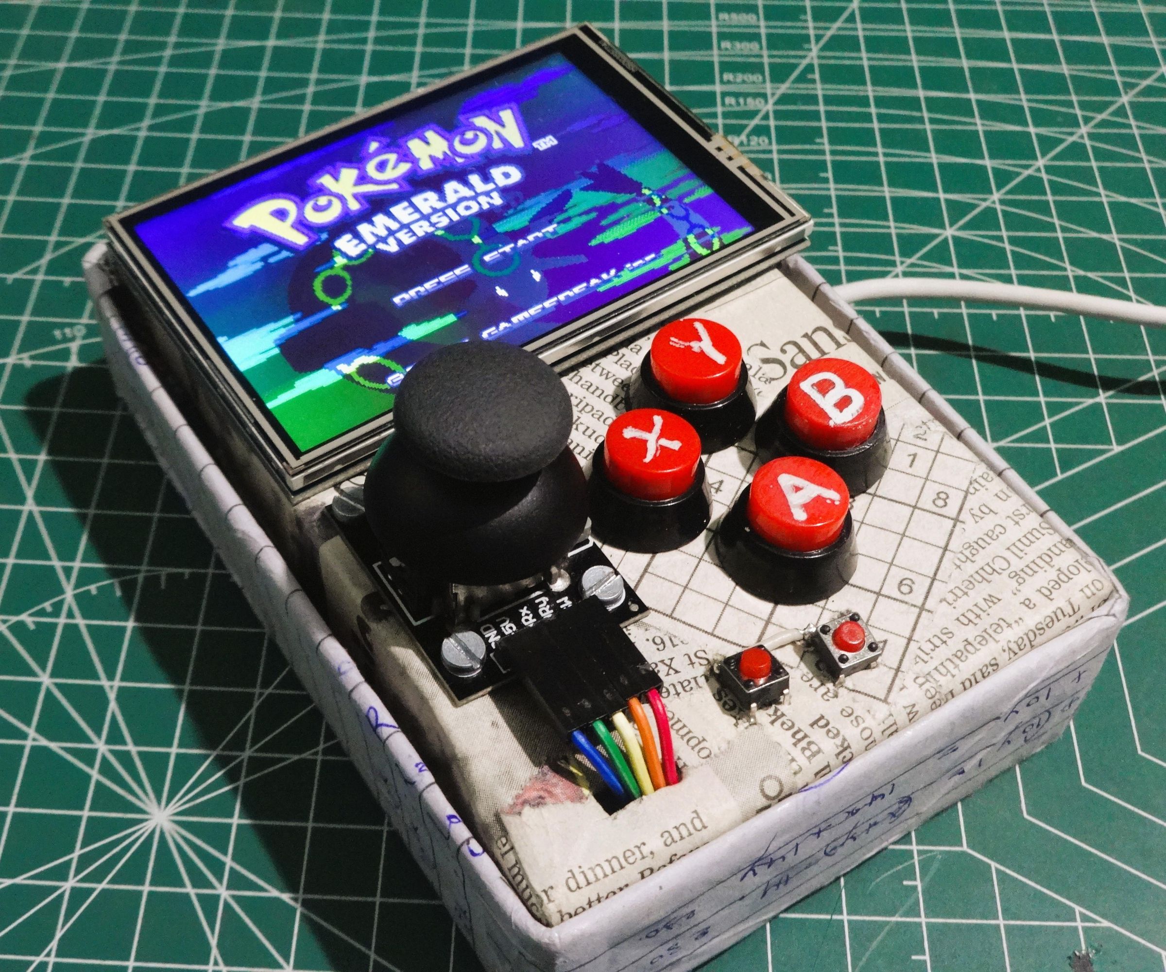 Handheld RetroPi: Build Your Own Portable Gaming Console