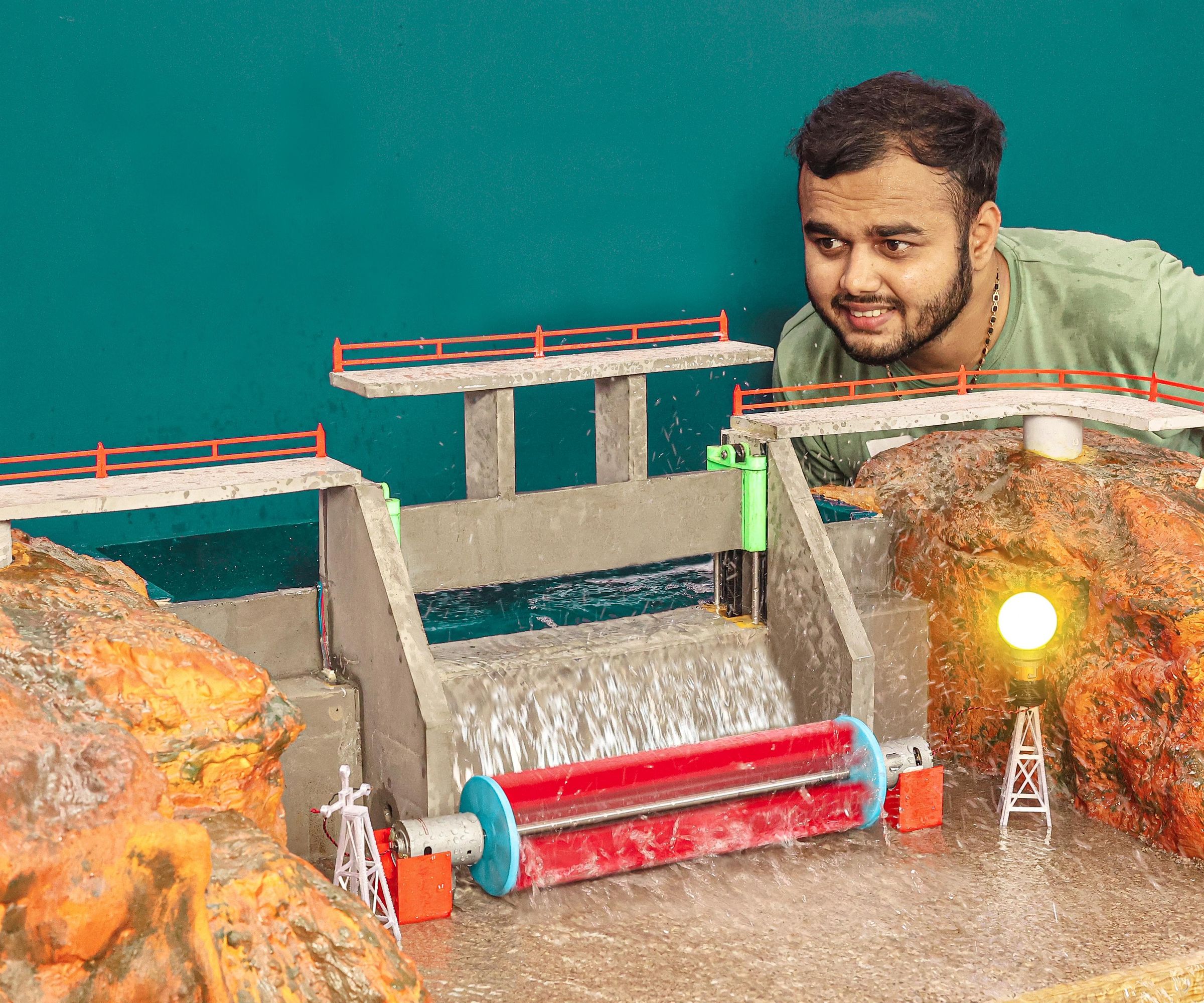 Mini Hydroelectric Concrete Dam 