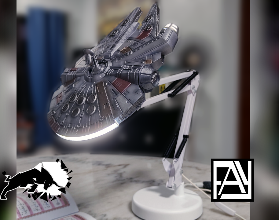 Millennium Falcon Desk Lamp