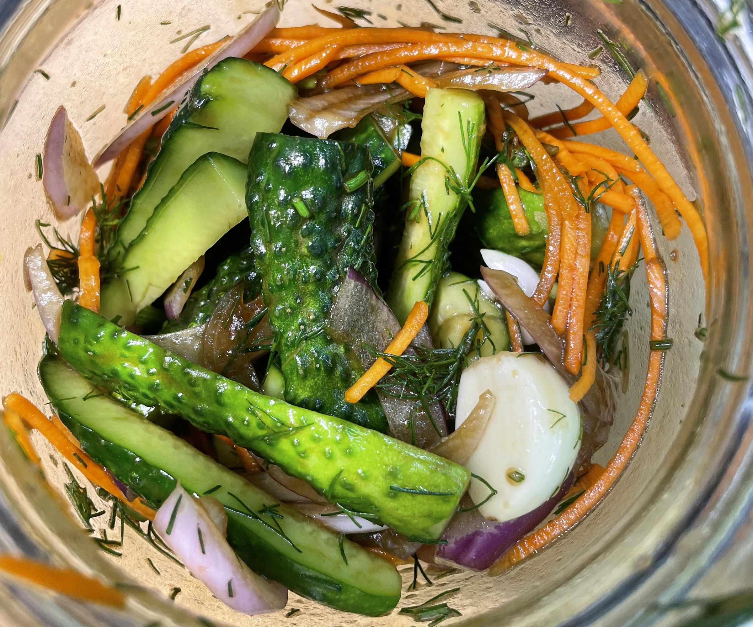 Marinated Cucumbers With Carrots