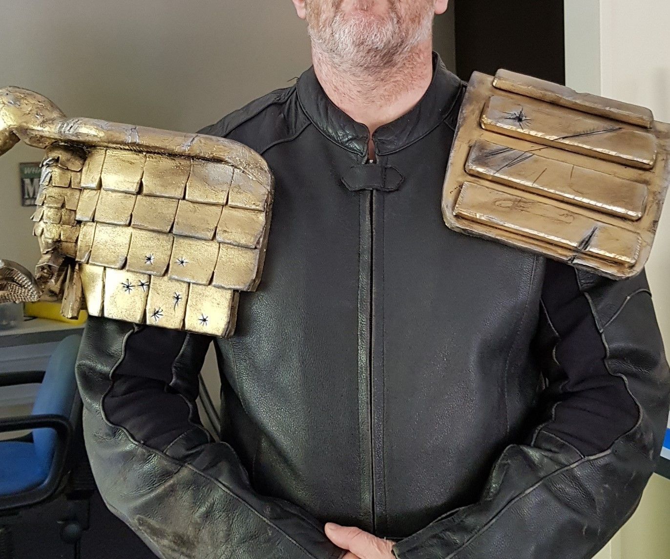 Judge Dredd Shoulder Armour
