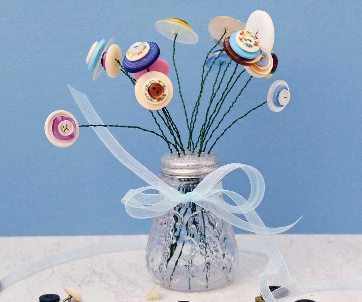 DIY Mini Button Flower Bouquet