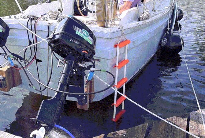 Flushing an Elco EP-9.9 Electric Outboard Motor