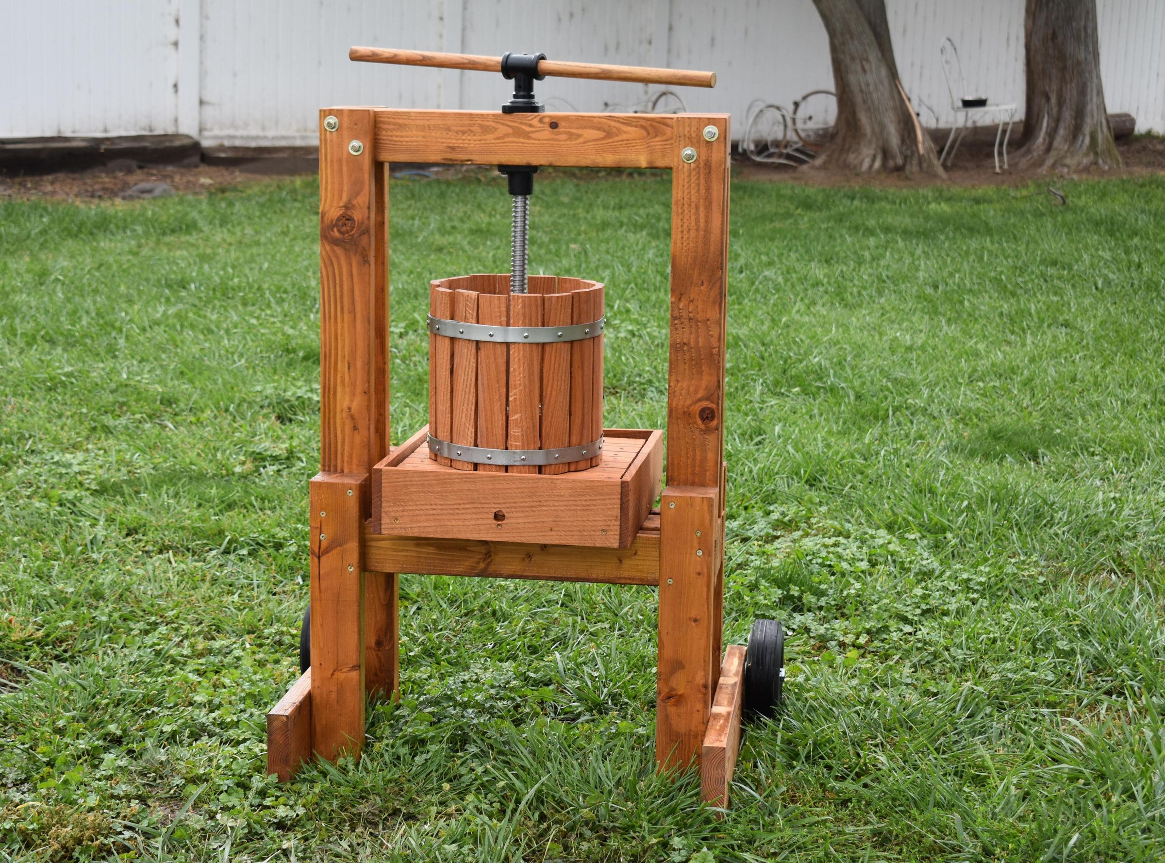 Build a Beautiful Apple Cider Press