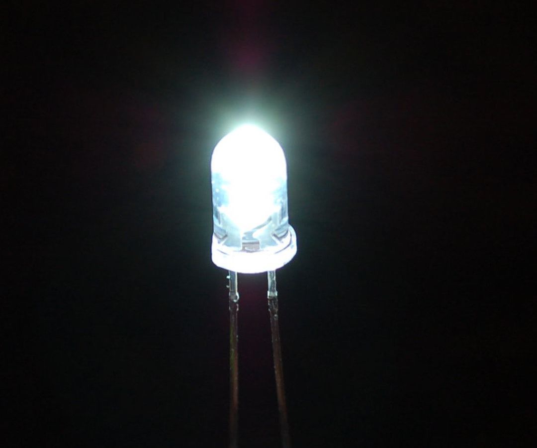 How to Build a Single LED Circuit