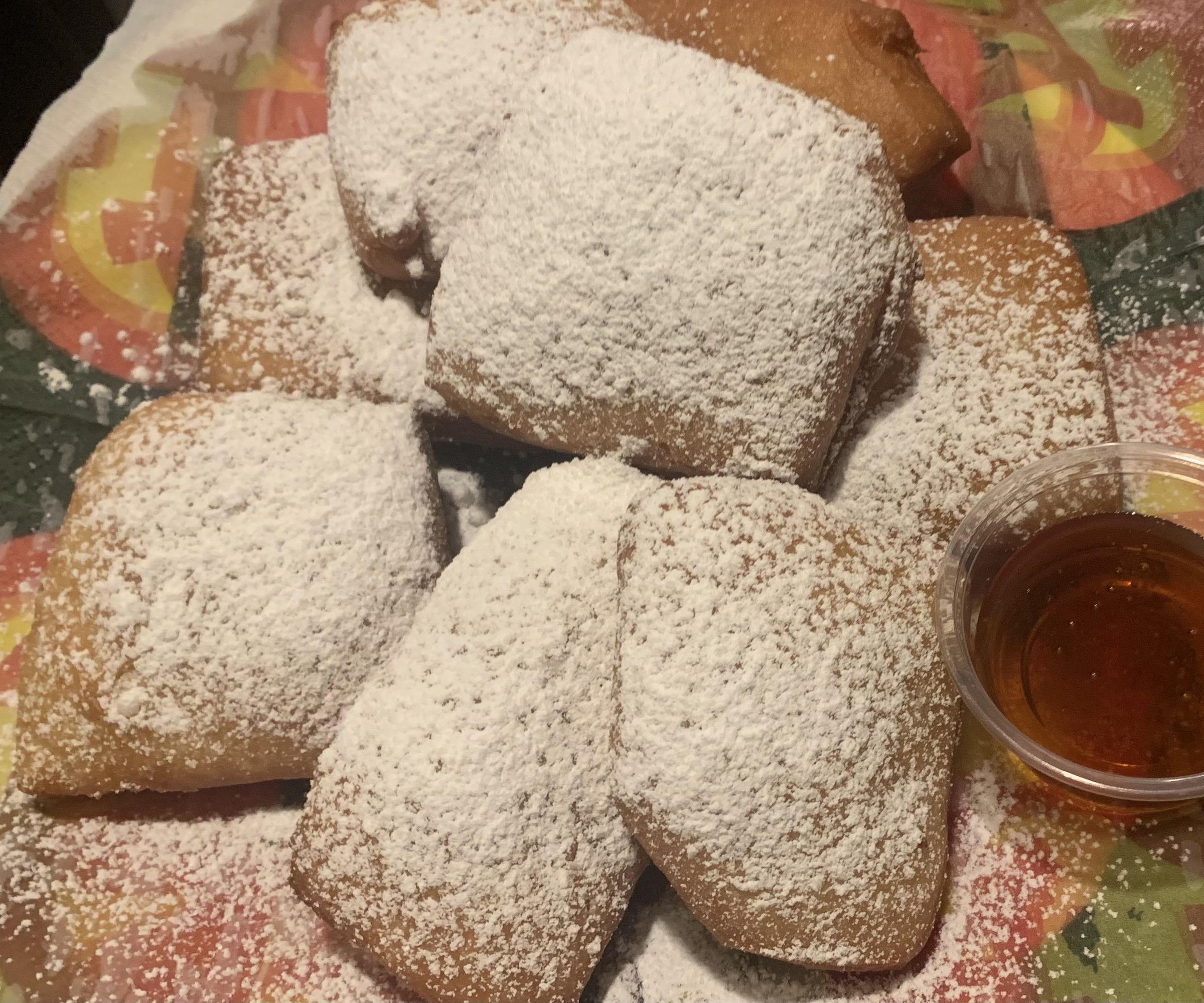 Fluffy Beignets 