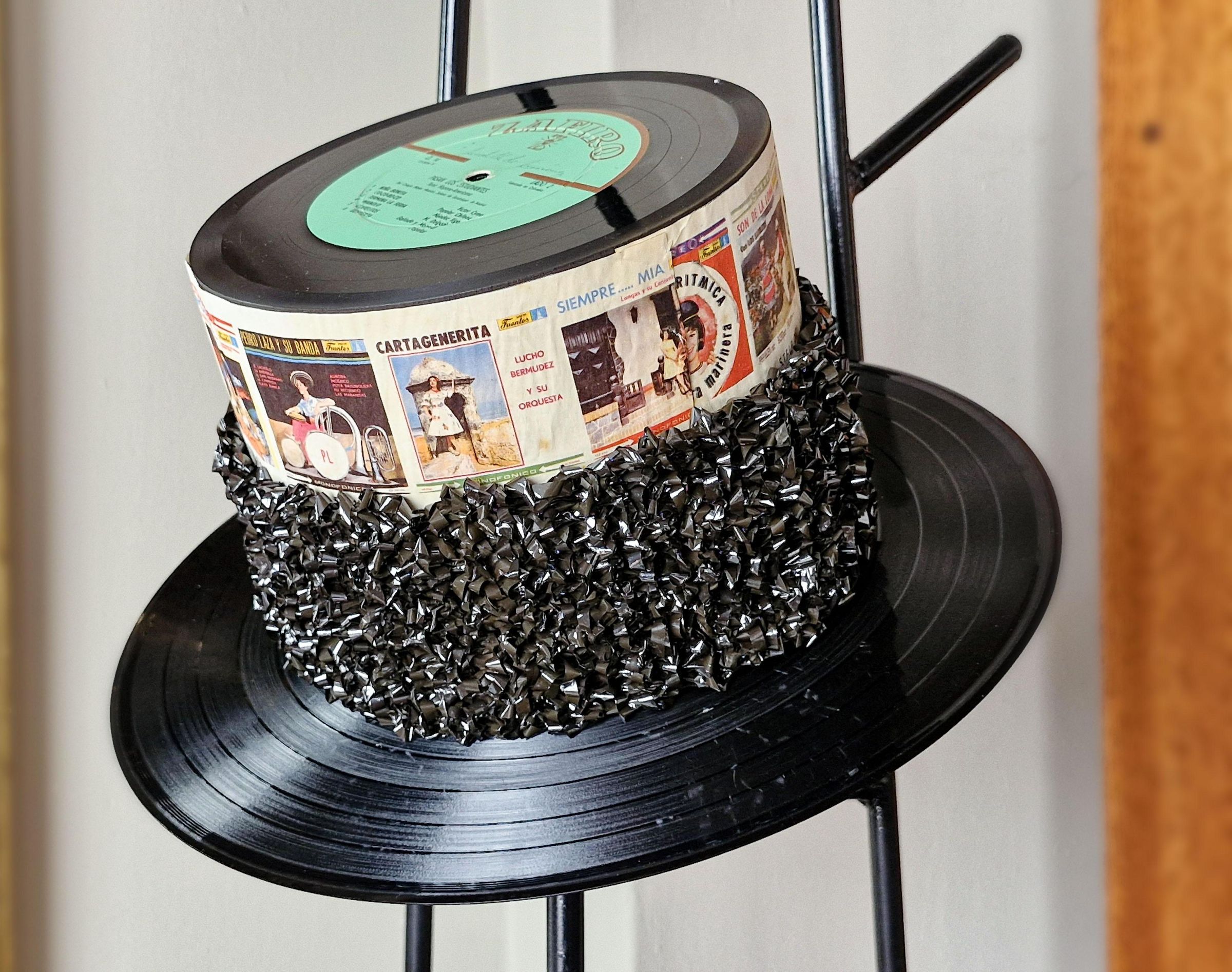 60s-Inspired Top Hat Made From Vinyl Records and Cassette Tapes