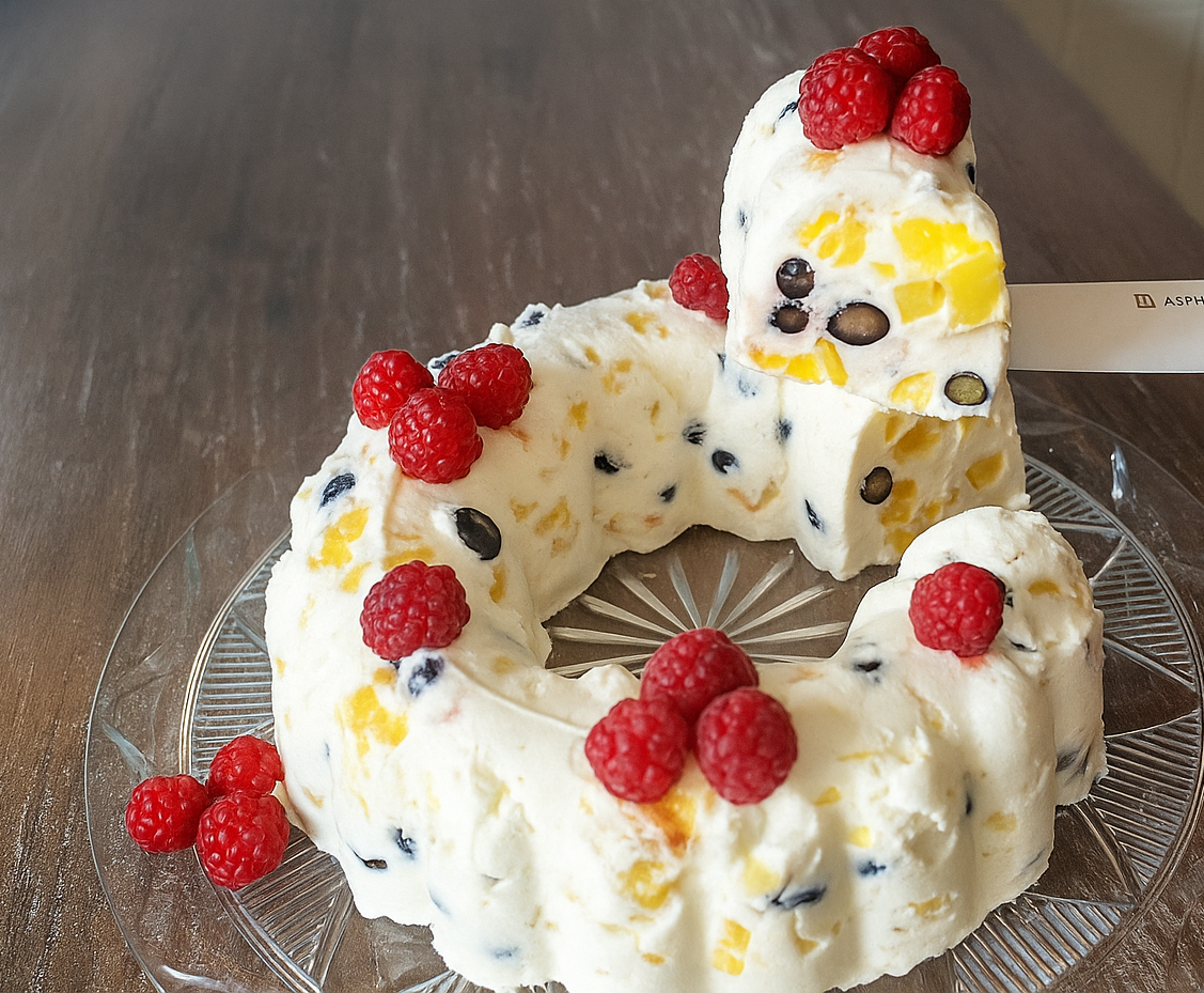Berry and Fruit Jelly Cake